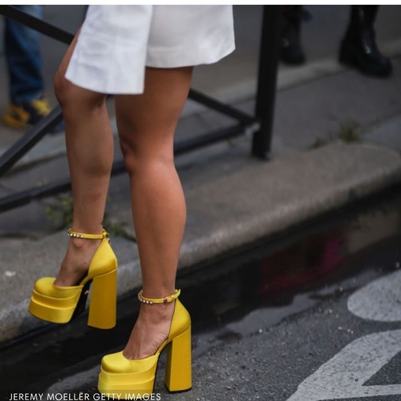 Versace medusa satin platform pumps yellow size 39 - Picture 8 of 8